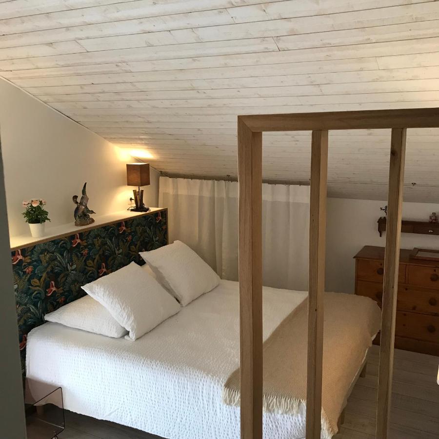 Chambres D'Hotes Et Gites Le Mas Mellou Оранж Экстерьер фото